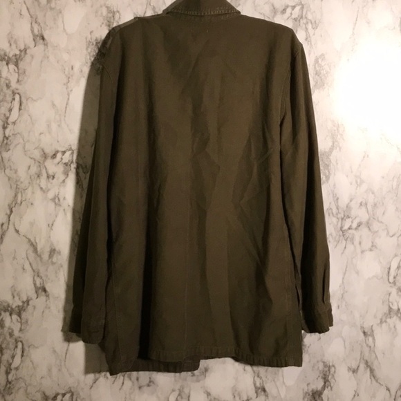 Sneak peek size medium army green jacket - Picture 4 of 6